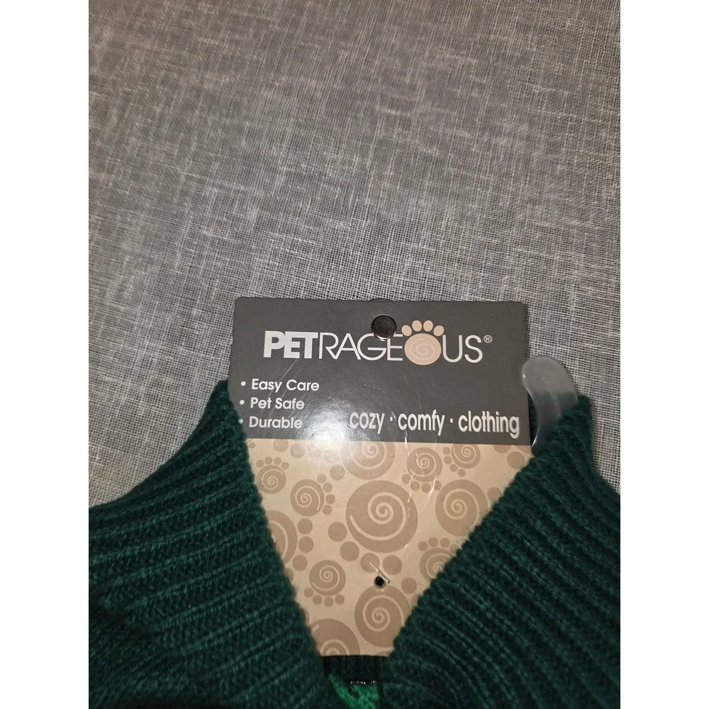 PetRageous Designs Medium Dog Sweater Christmas Truck & 2 Plush Squeaker Toys